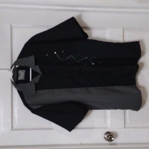 Bruno New York Men's Shirt Size XL Black and Gray Shortsleeve